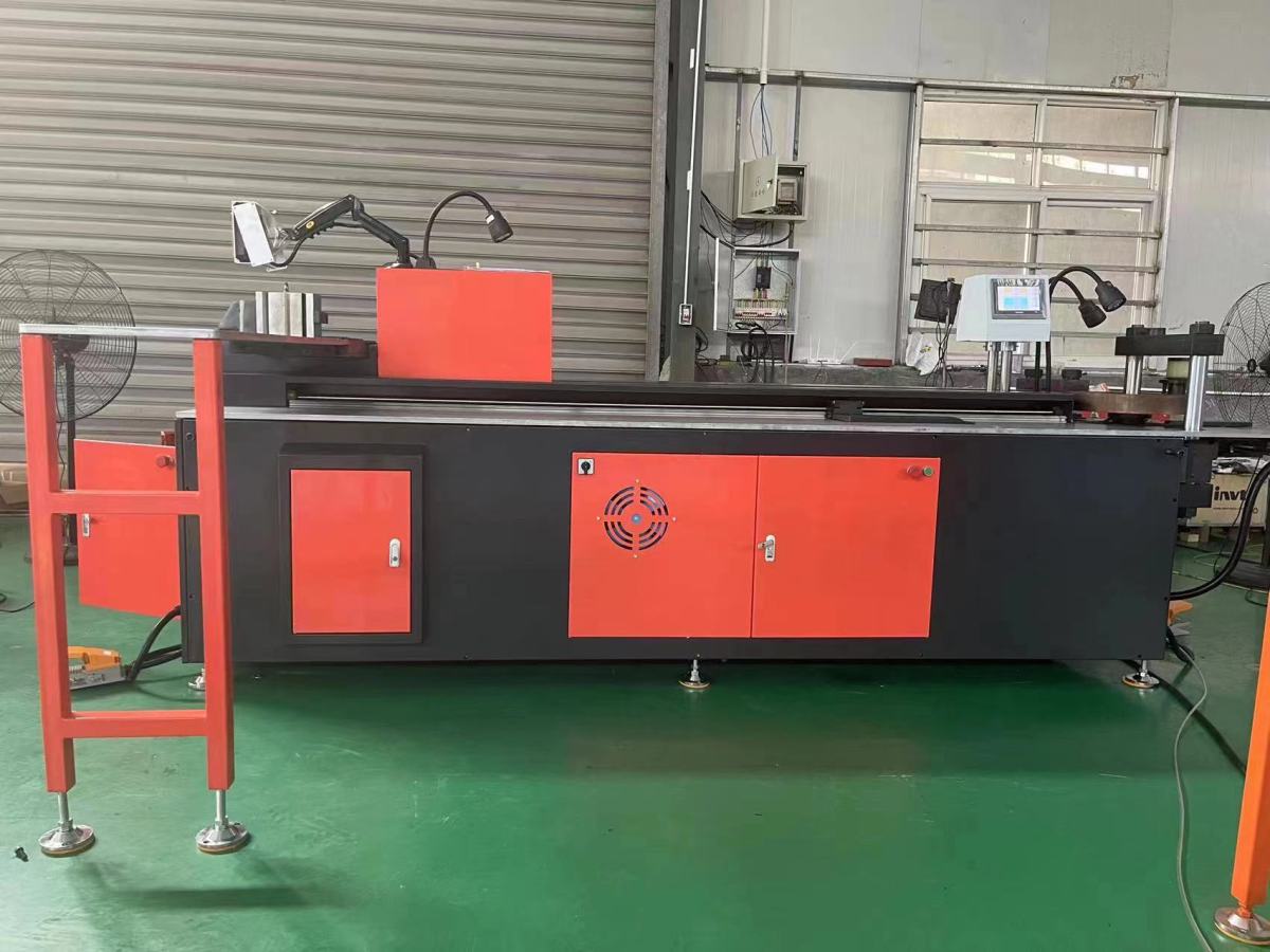 发货前 (2).jpg CNC 3 in 1 Busbar Machine BPM-303CNC-8S customized for customers is successfully Installed and Running at United Arab Emirates Customer Factory