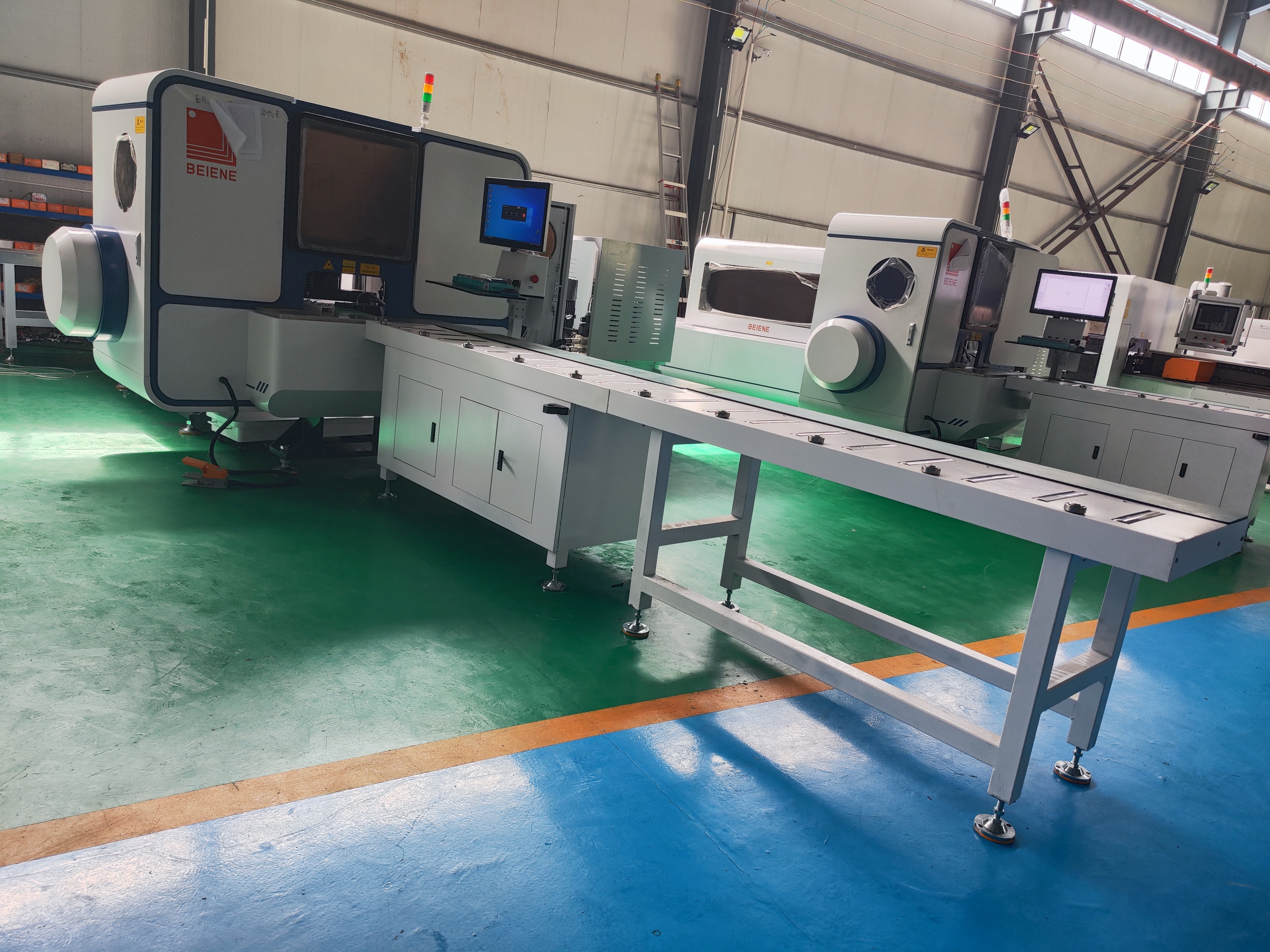 The punching and shearing machine EMAC-BP-40 and Busbar bending machine was shipped  to America on December 5th