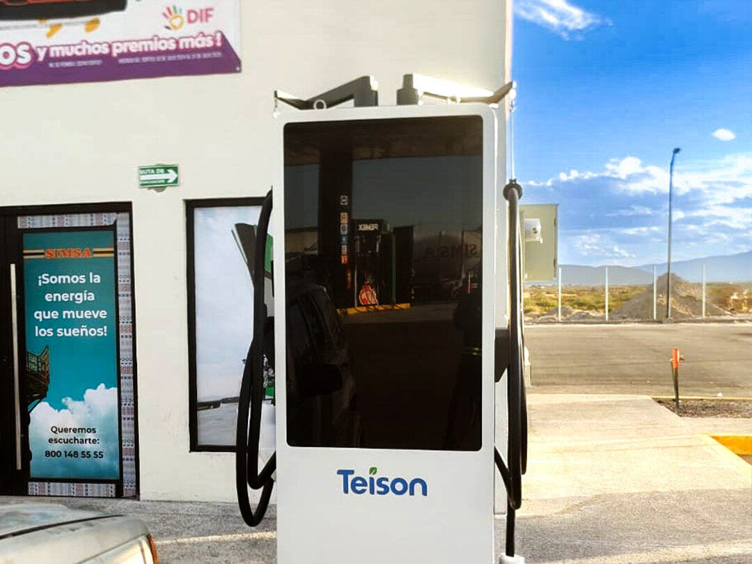 Teison 180kw DC Vision 43'Inch Advertising Screen EV Charging pile in Mexico, 2025