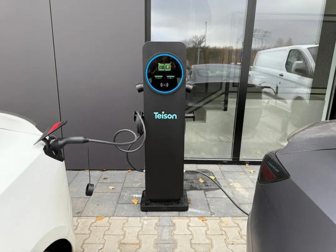 Teison Smart Twins Dual Socket Fast EV Charger installed in Poland, 2024.jpg