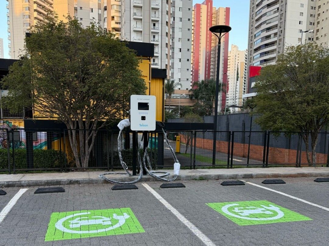 Teison 40kW Dual port dc ev charger in South Amercian, 2025 Teison 40kW Dual port dc ev charger in South Amercian, 2025