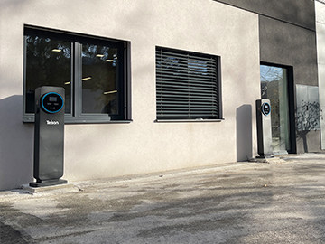 Teison 2*22kW 2Guns Floor-Mounted AC Charger Station in Slovenia, 2023