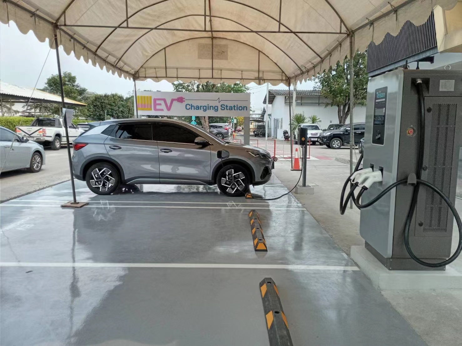 Navigating Tesla Charging Stations: A Guide for Electric Vehicle Owners