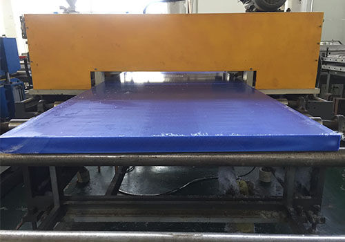 Lámina de UHMWPE rellena de vidrio