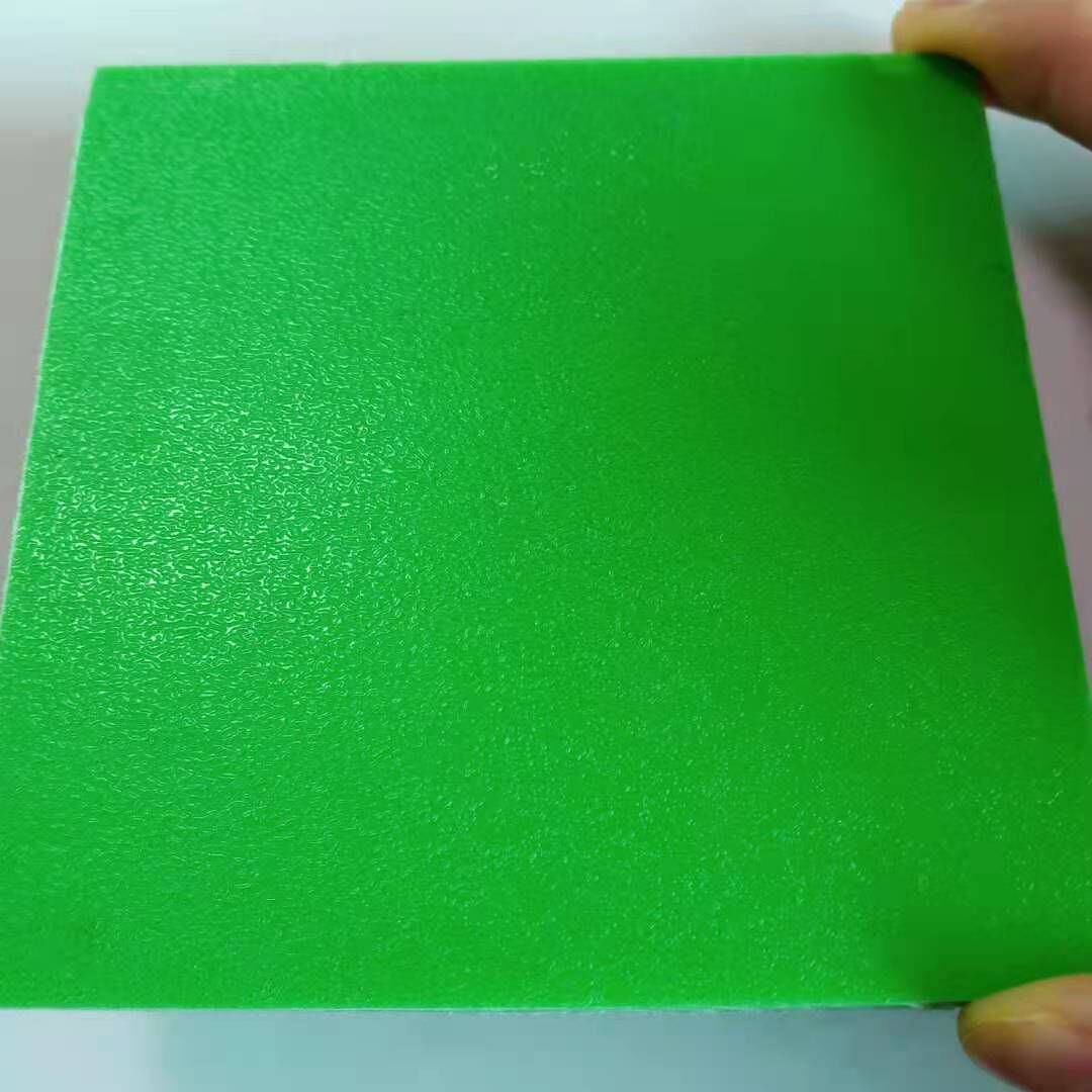 Гофрированный лист HDPE