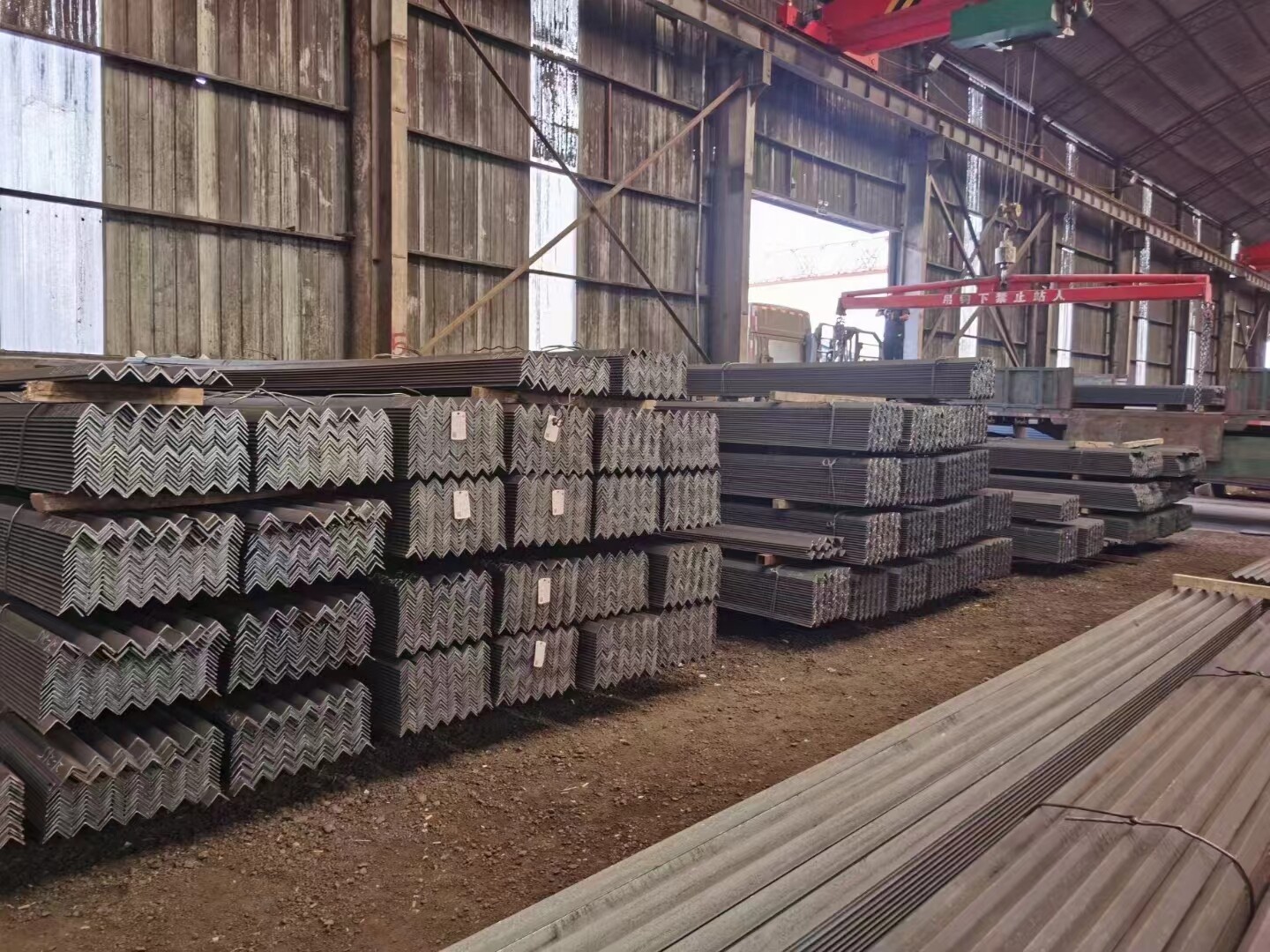 Mild Carbon Galvanized Angle Steel ASTM En S235jr S275jr S355jr A572 Gr. 50 Equal Angel Steel