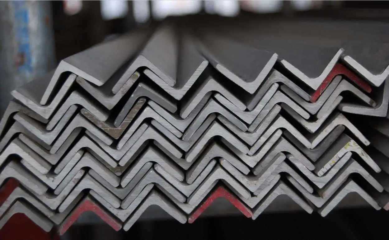 Mild Carbon Galvanized Angle Steel ASTM En S235jr S275jr S355jr A572 Gr. 50 Equal Angel Steel