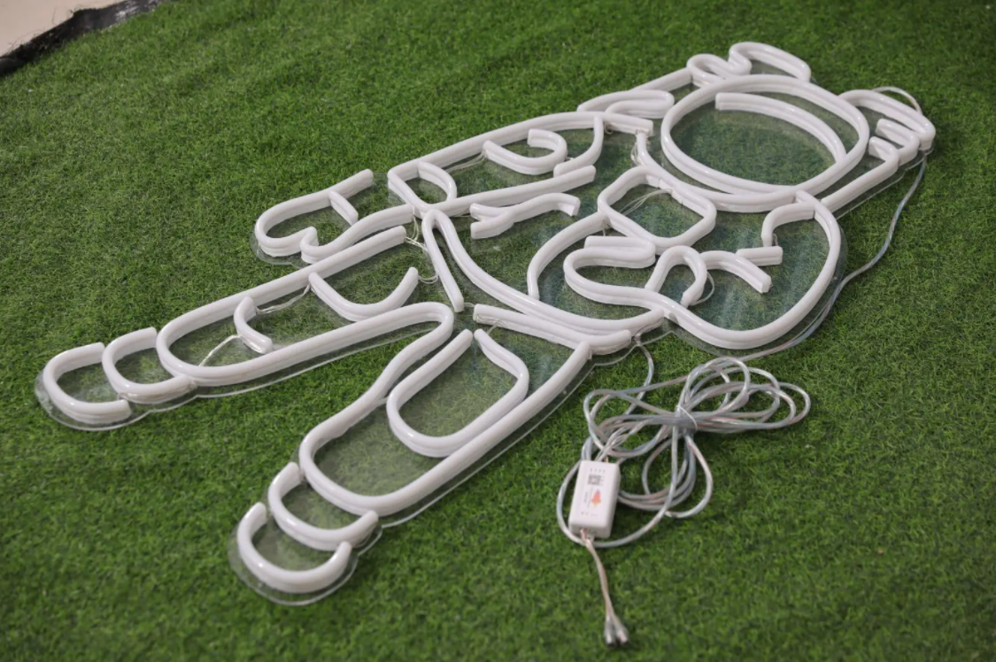 12V 5A 130W Astronaut model RGB neon sign