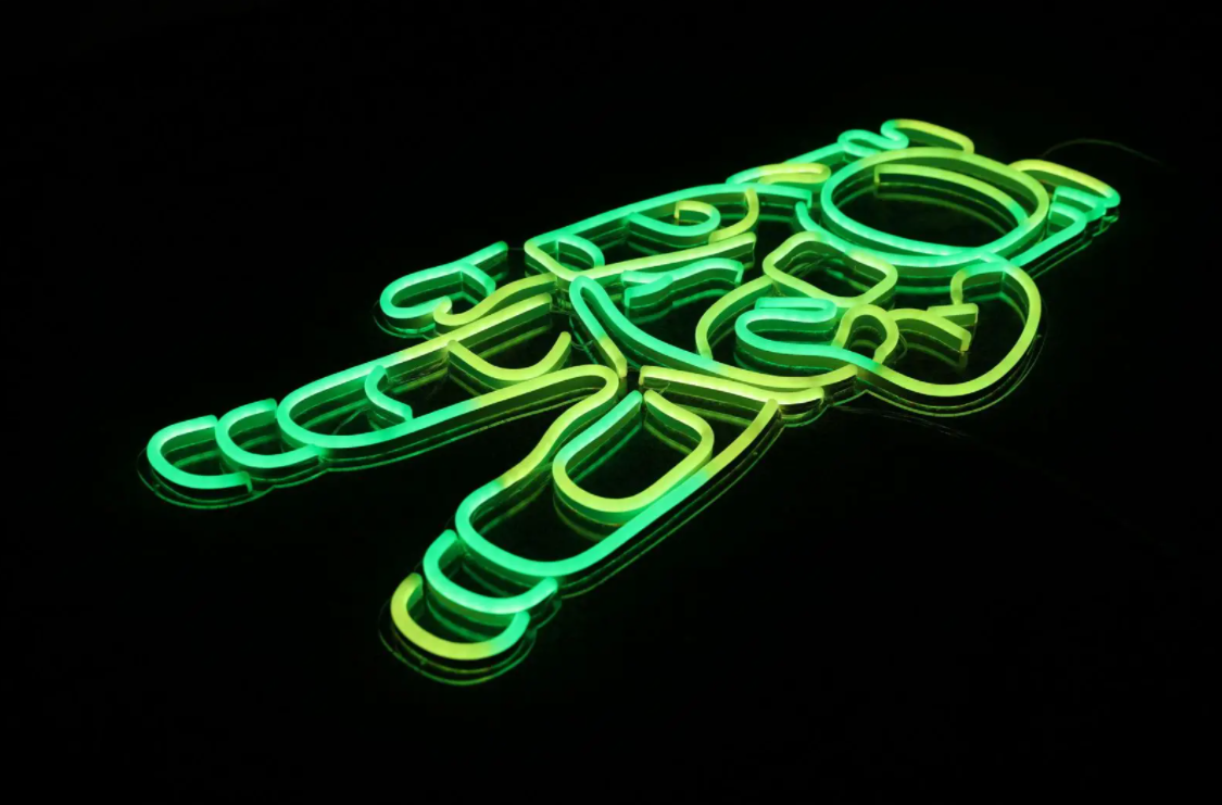 12V 5A 130W Astronaut model RGB neon sign