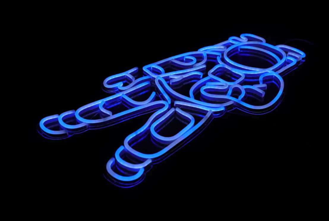12V 5A 130W Astronaut model RGB neon sign