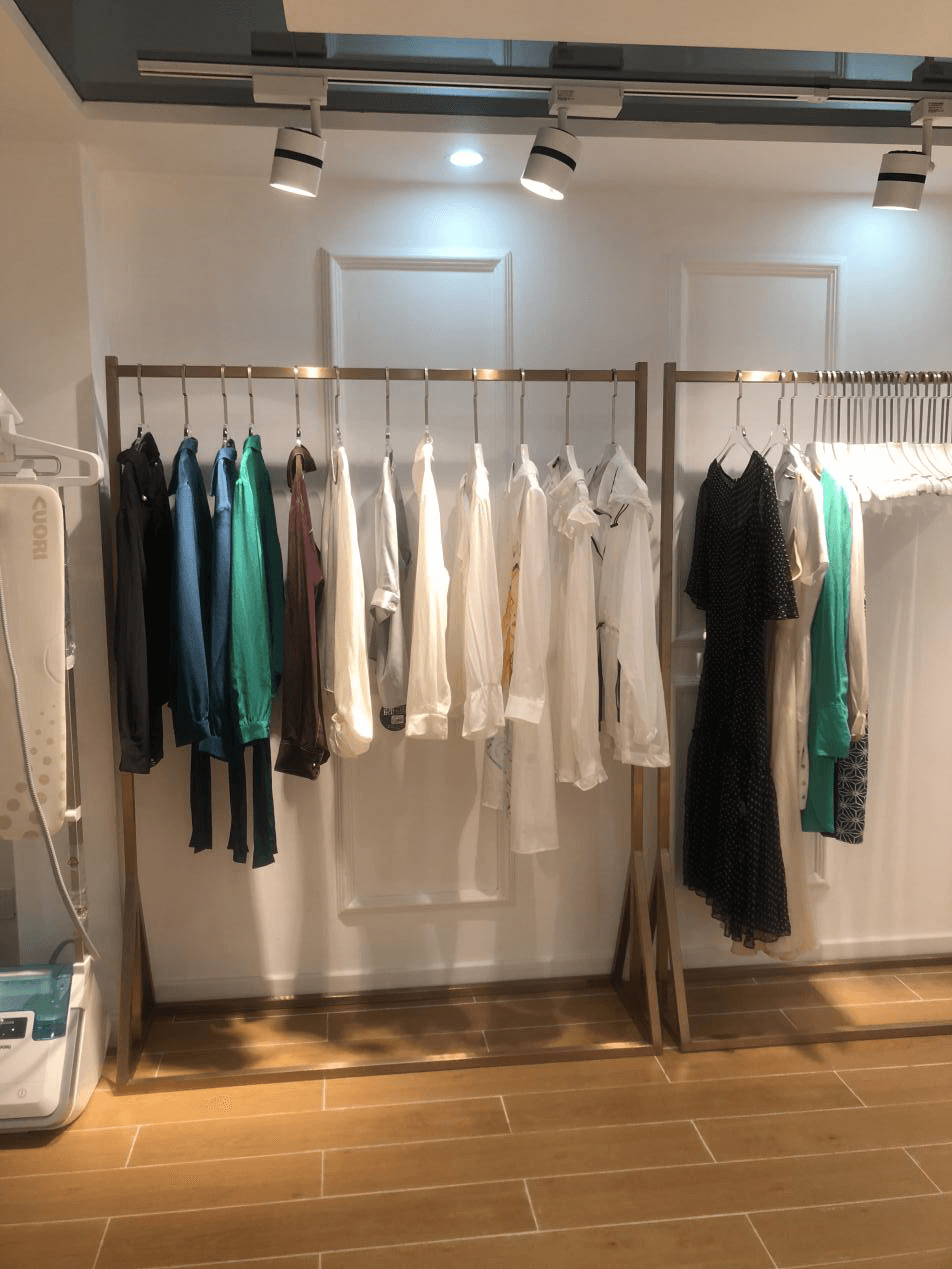 Shanghai customer — Clothing stores