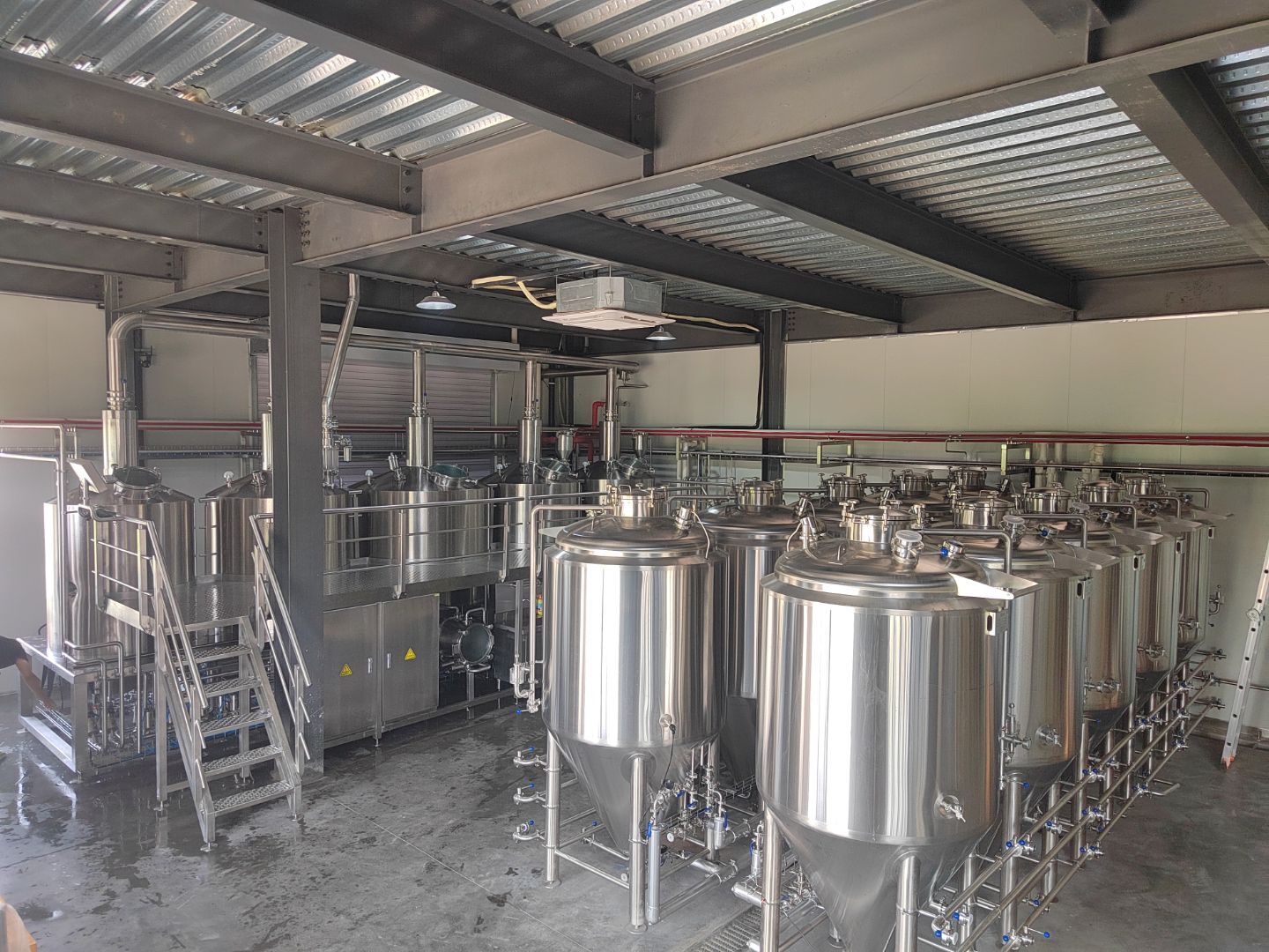 800L Craft Beer Brewing Equipment – Mid-Size Brewery System with Steam Heating