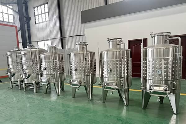 3-Fermentation Tank-Wine (5)