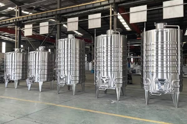3-Fermentation Tank-Wine (7)