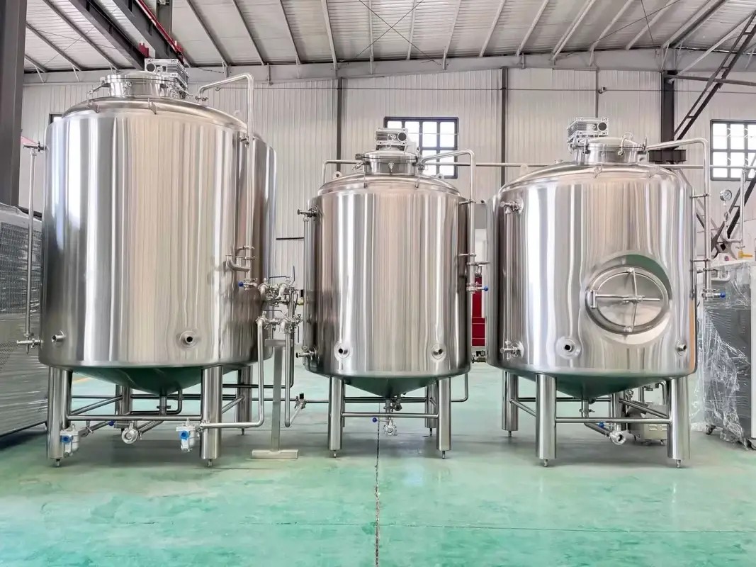 8-Industrial Mixing Tank (10)