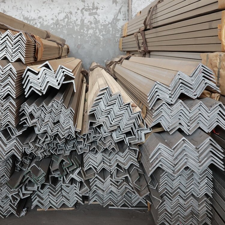 Best Price hot rolled steel angle carbon angle steel metal steel angles for Building