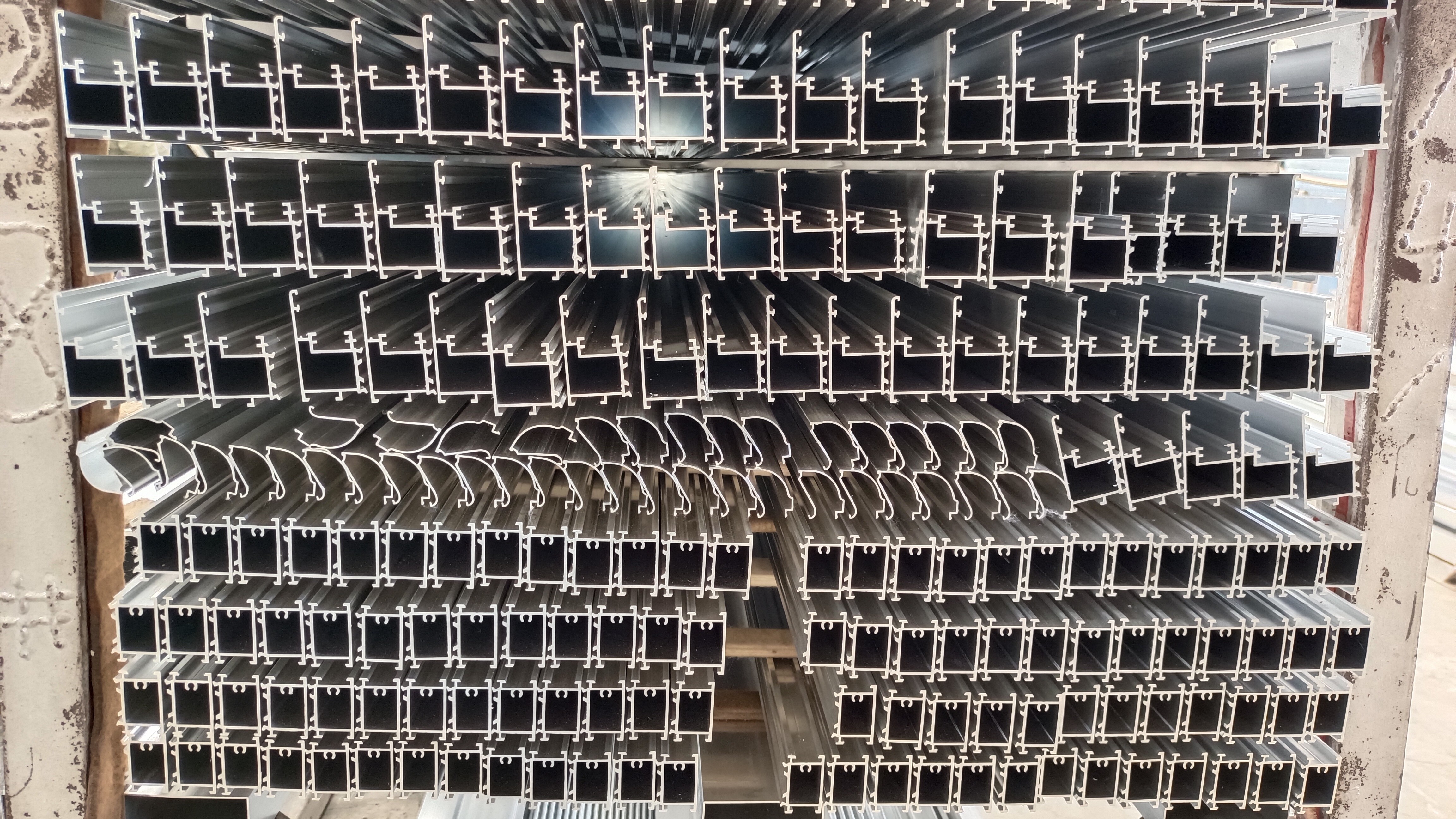 Custom Aluminium Frame Profile Material Aluminum Window Frame Profiles Casement Door Profiles