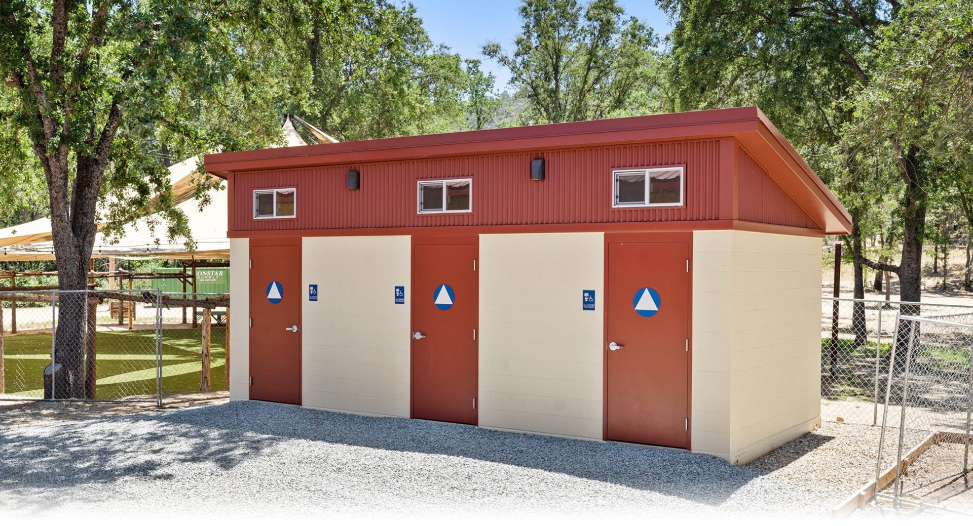 High Quality Outdoor Prefab Mobile Squat Seat Prefabricated Portable Container Toilet