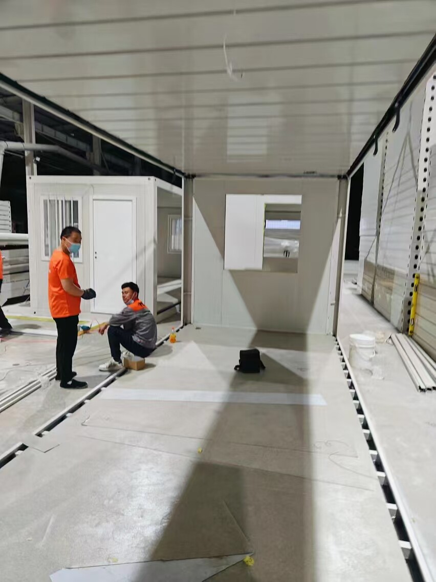 China High Quality Prefabricated 20ft Prefab Luxury Fold Out Module Folding Foldable Small Tiny Container Office House Homes