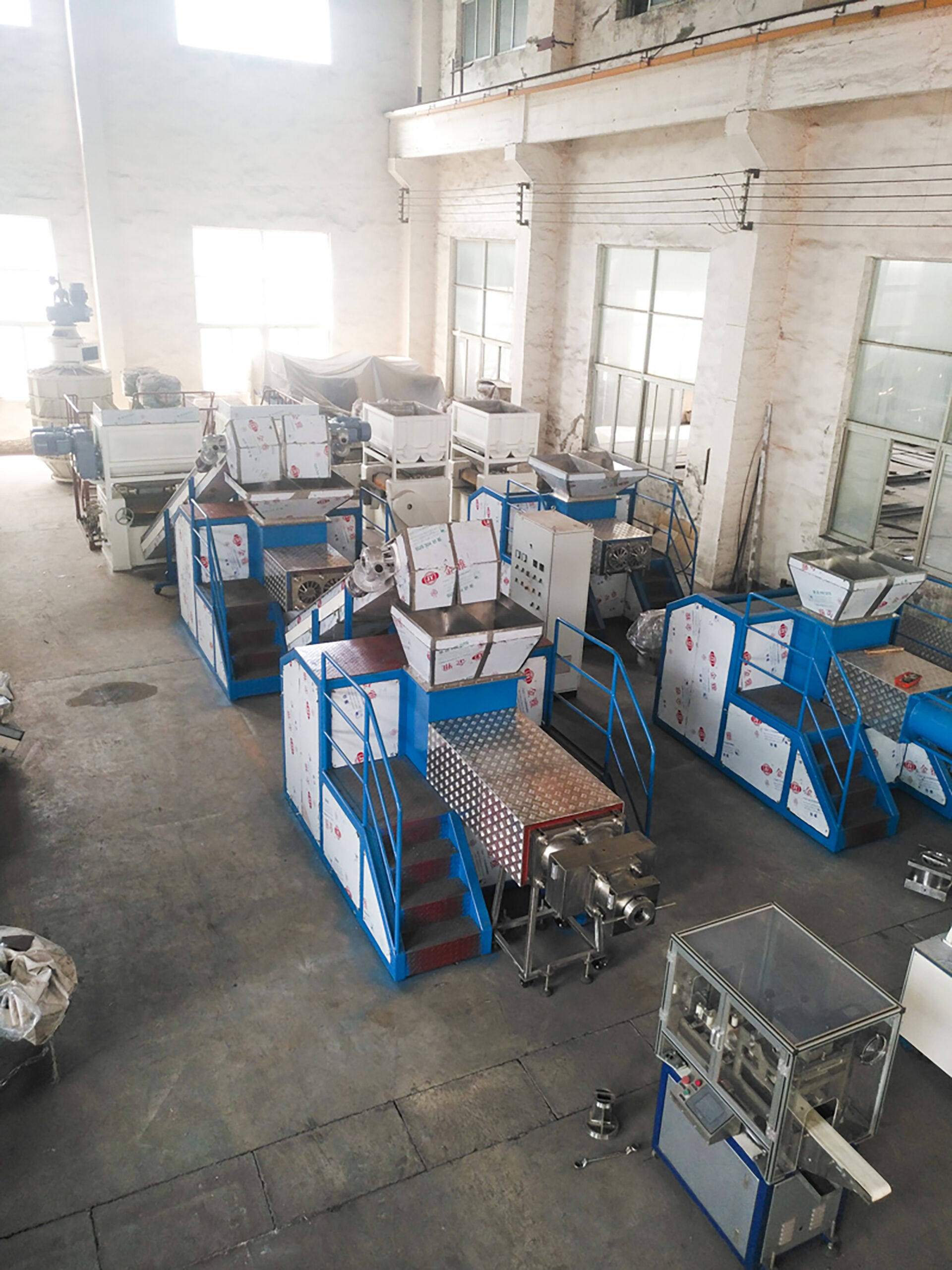 Two-color finishing line