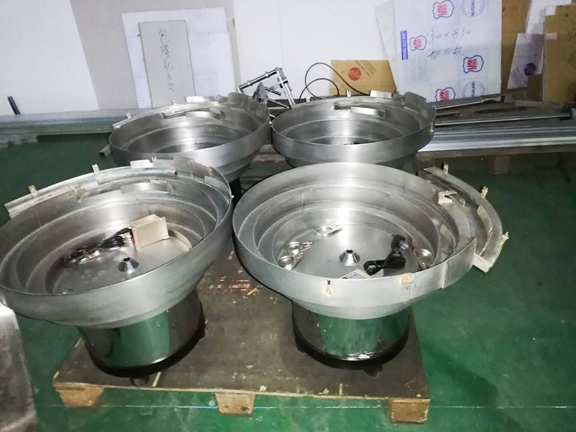 Automatic feeding machine