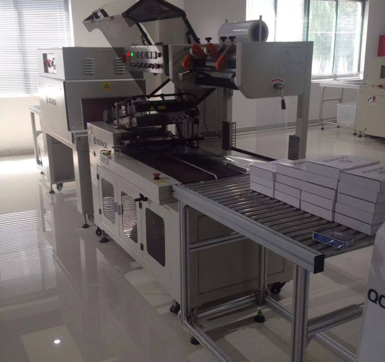 Three-dimensional packaging machine