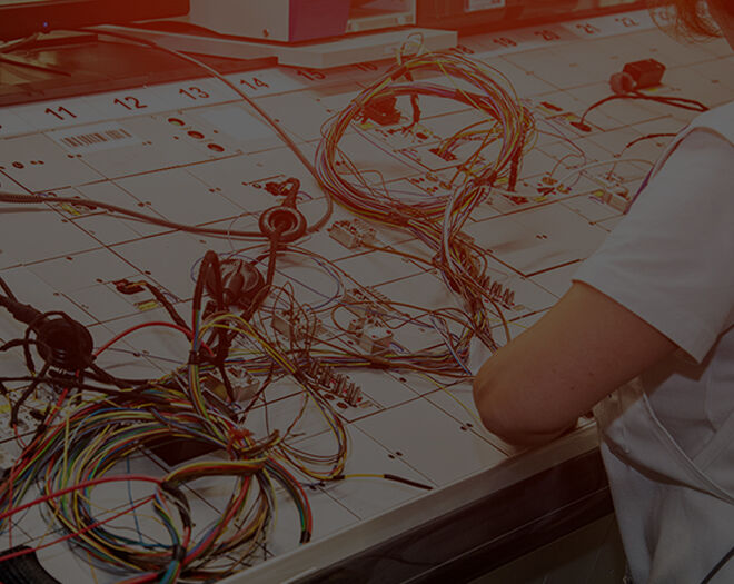 The use of suitable new energy vehicle wiring harness can save energy and increase efficiency