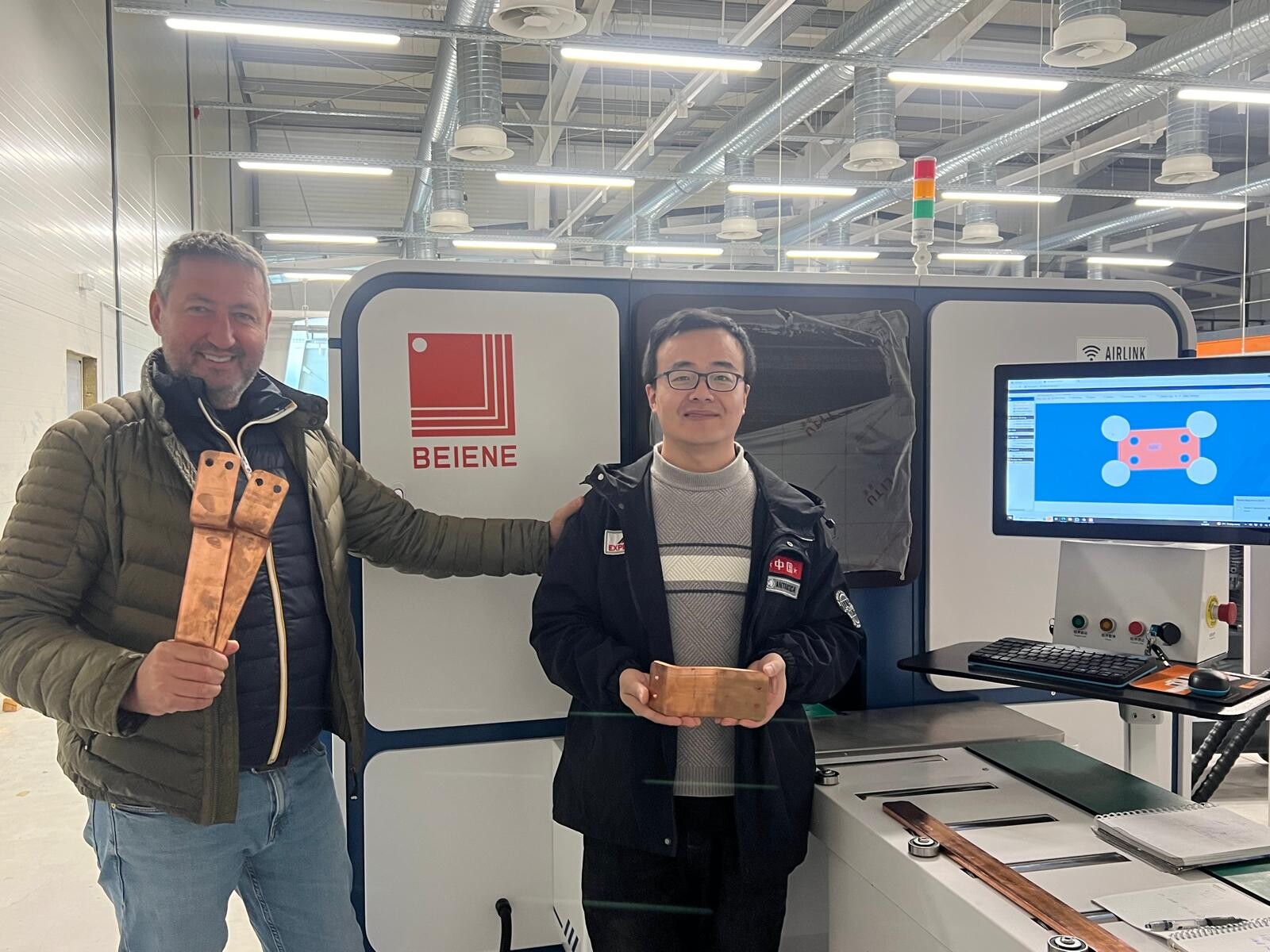 Станки серии BEIENE-EMAC Обучение в Румынии