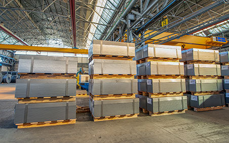 ​The annual output of the factory is 600,000 tons of stainless steel
