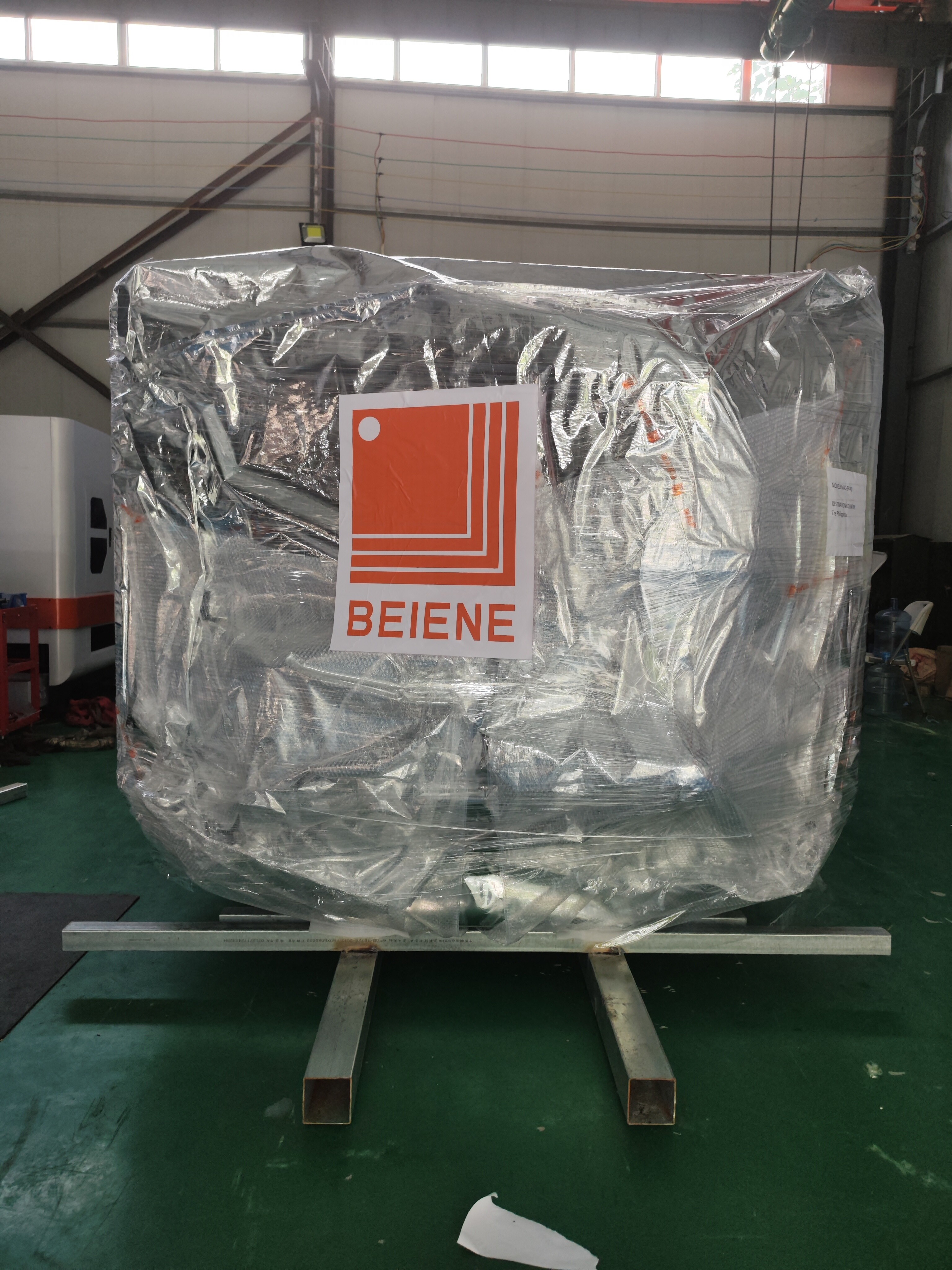 Líneas de procesamiento de barras colectoras de BEIENE enviadas a Estados Unidos y Filipinas