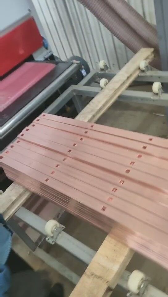 Máquina desbarbadora de barras colectoras 