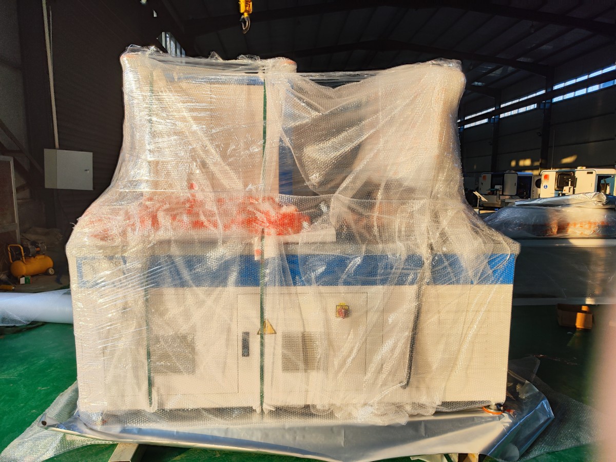 打包中 (2).jpg 打包中 (2).jpg