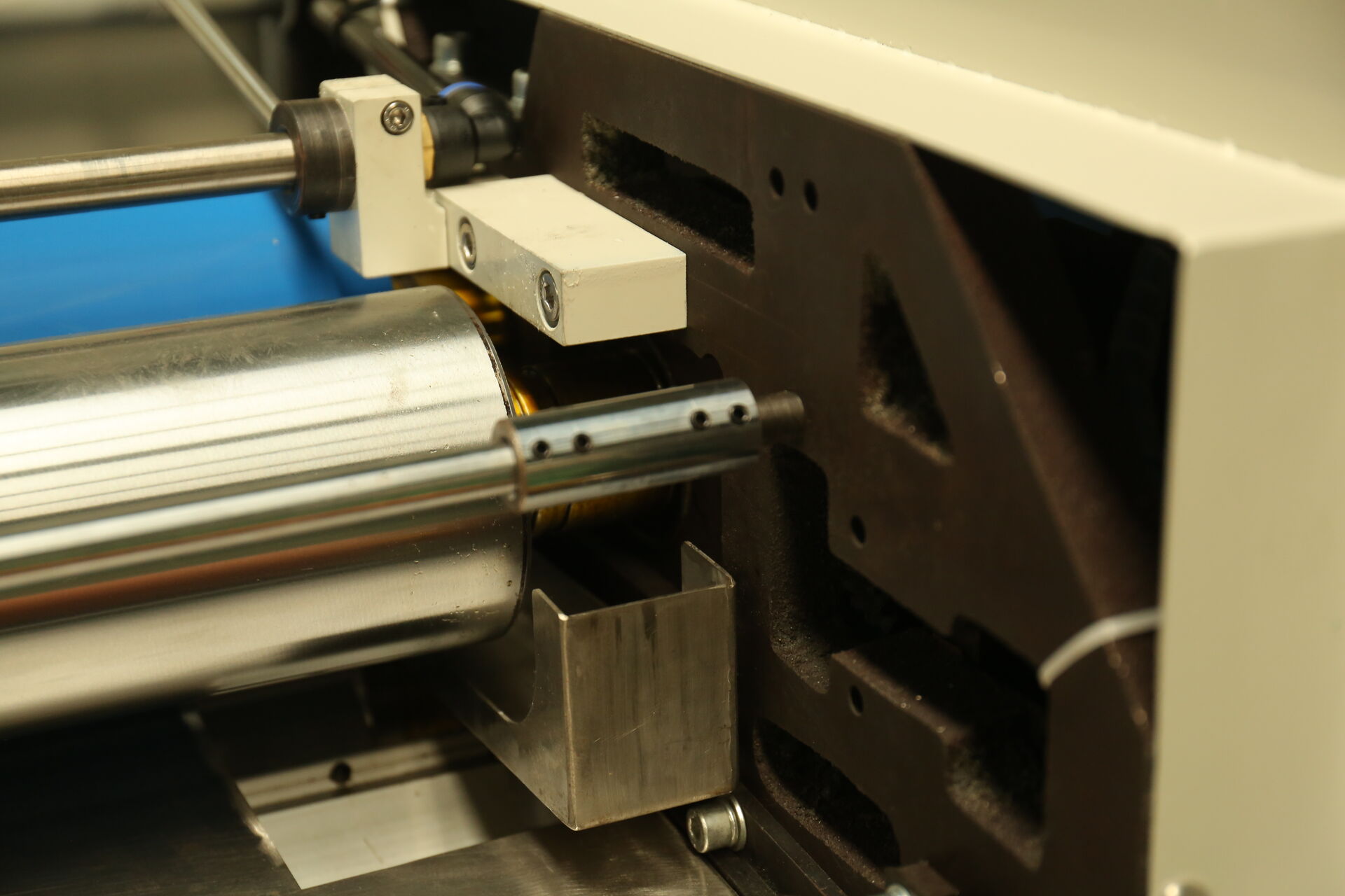 Rol QH-Coat 63''(1600mm)