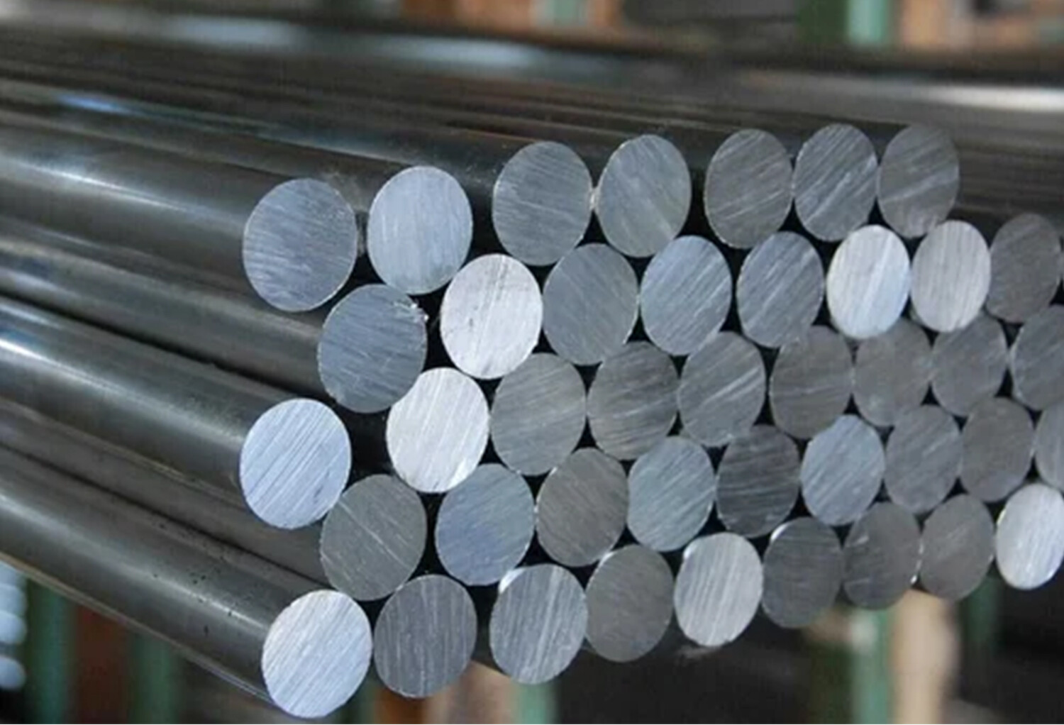 What is The L in Stainless Steel 304L Round Bars?
