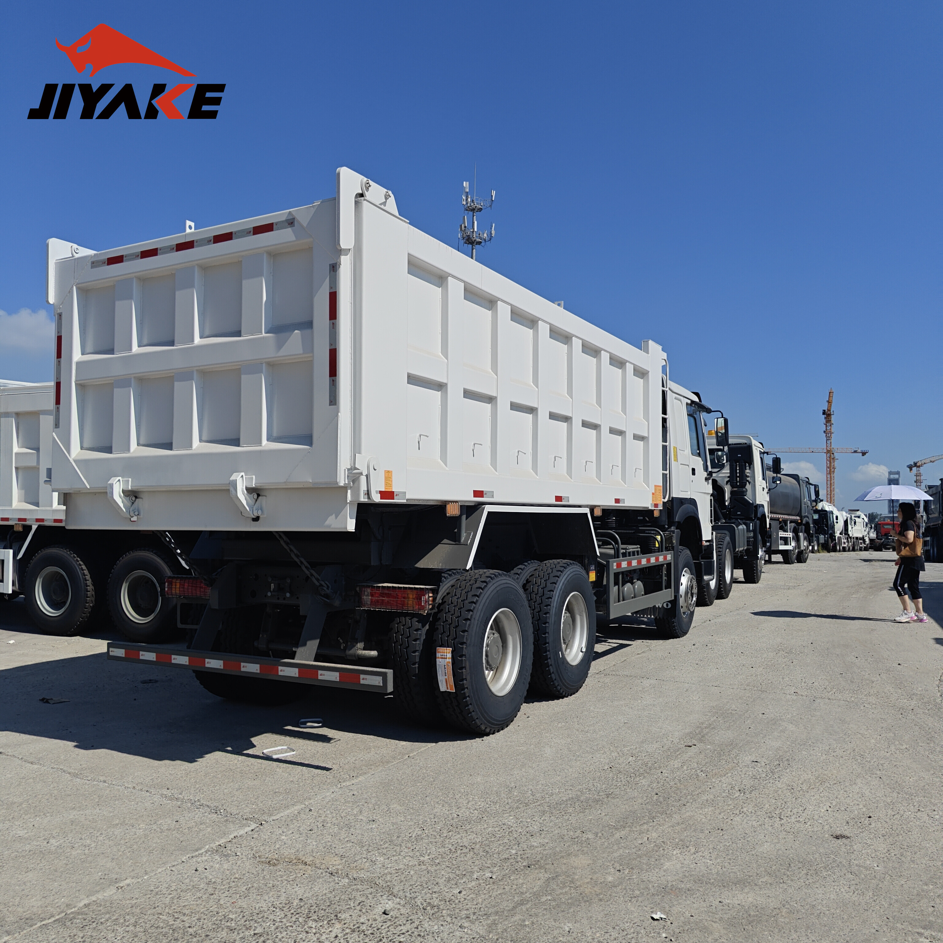 2025 Sinotruk HOWO 20-30 Ton 6X4/8X4/ 380HP/400HP Dump Tipper Truck  Factory Wholesale Best Price