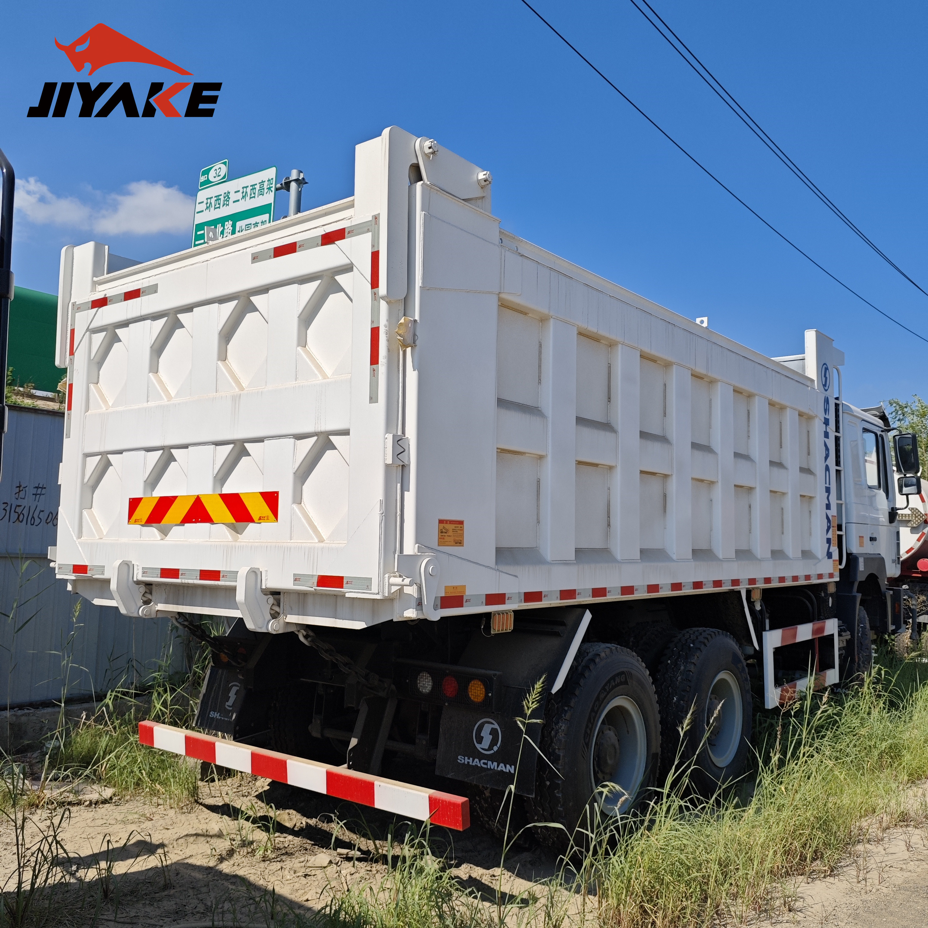 Shacman New or Used 6X4 8X4 10/12 Wheels Mining/Transport/Tractor/Trailer/Tipper/Dumper/Dump Truck Tractor Trucks