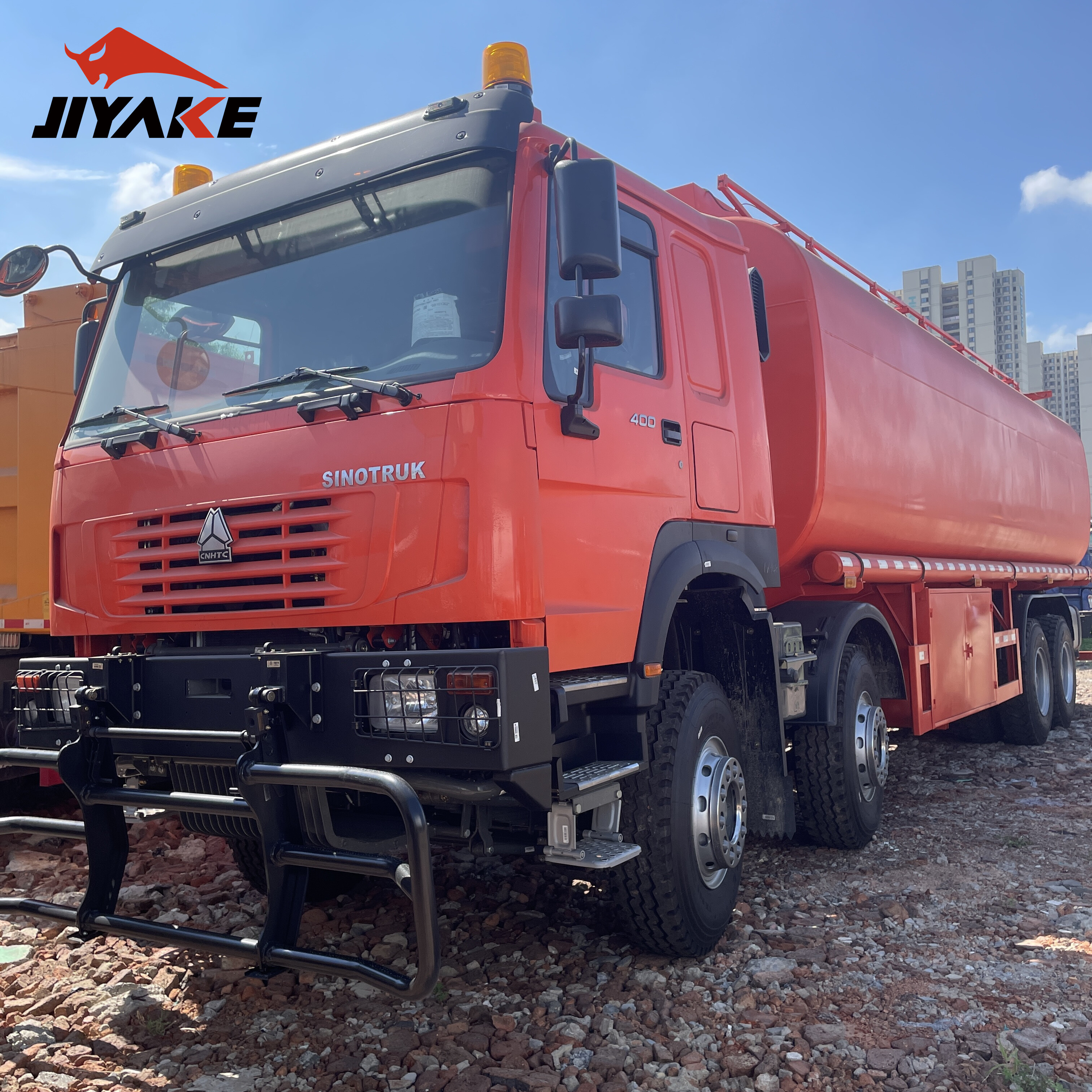 New Sinotruk Fuel Tanker truck 6X4 New HOWO Oil Tank Truck Fuel Tank Truck