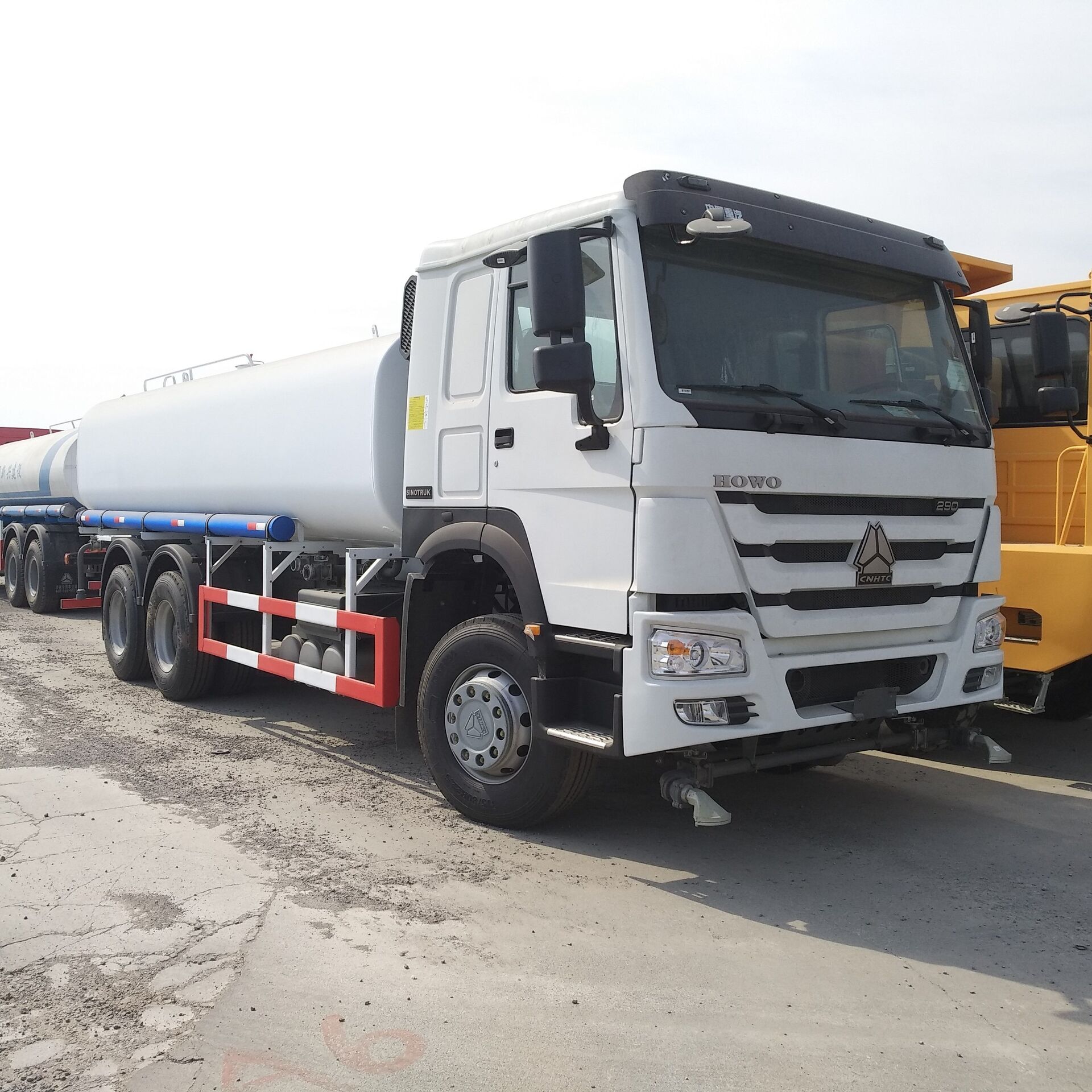 Water tank truck Water tank truck