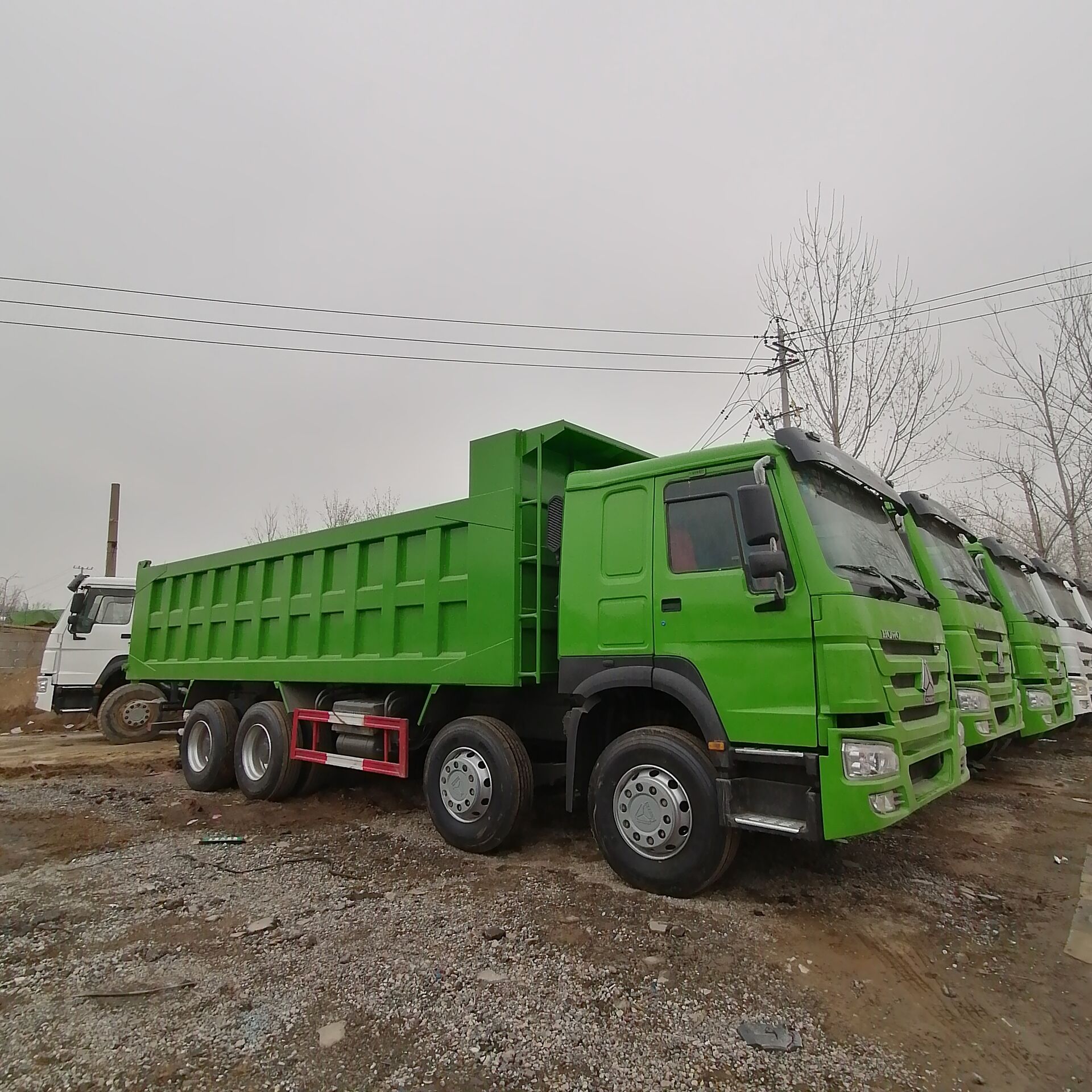 Second hand dump truck
