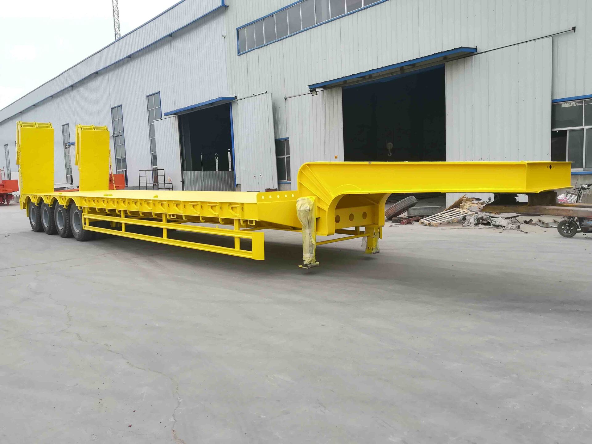 4 axles lowbed trailer