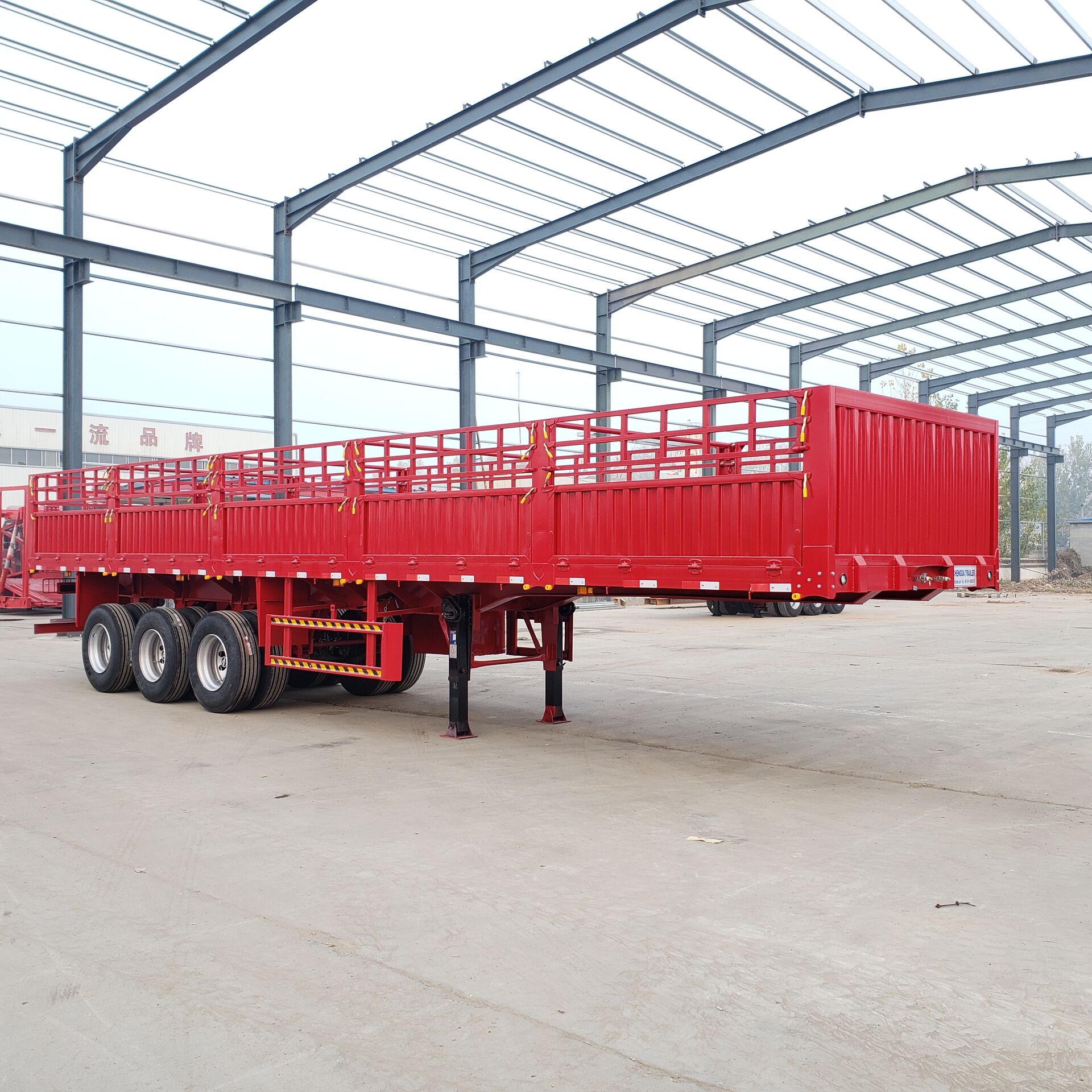 Cargo trailer +side wall trailer