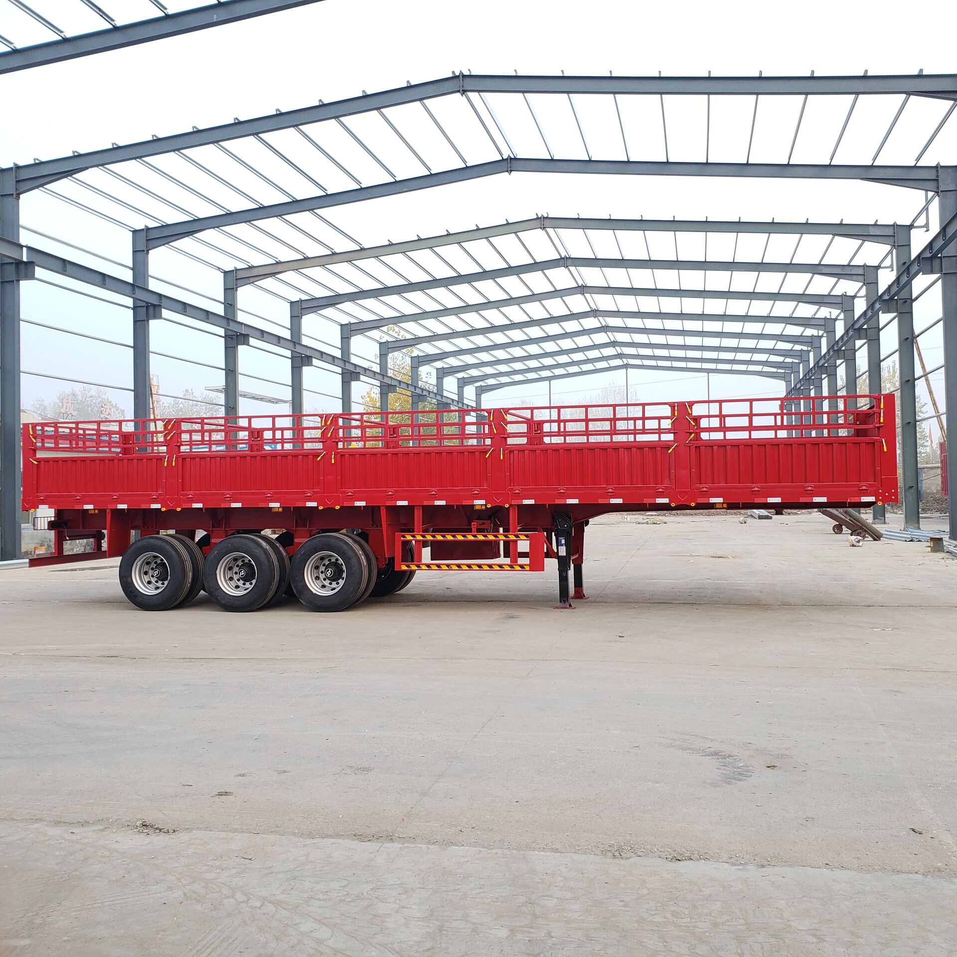 Cargo trailer +side wall trailer