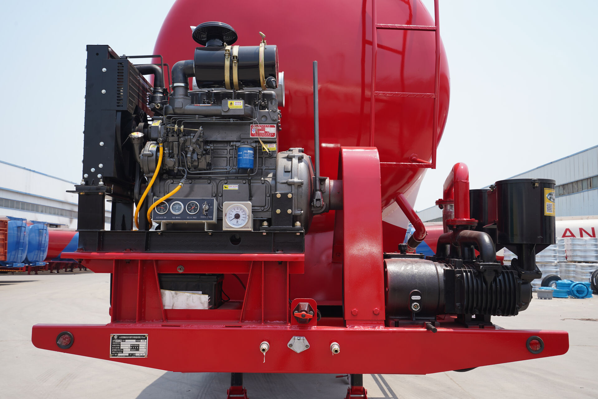 Cement bulker trailer