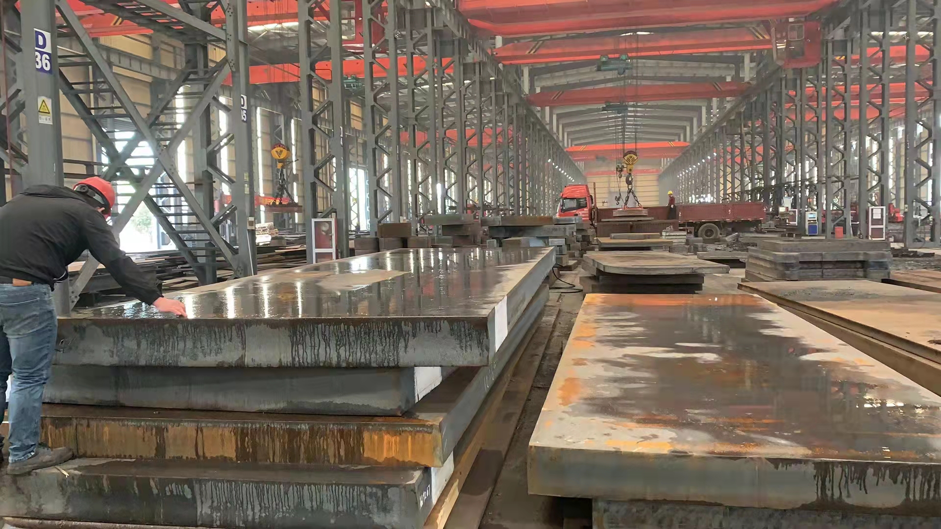 Special design hot rolled carbon steel plate