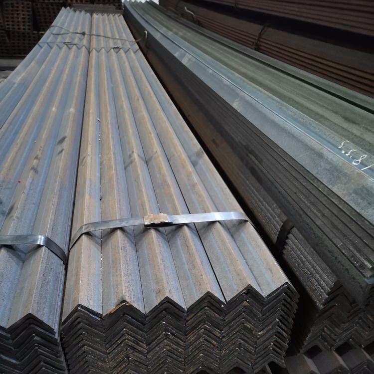 Q235 Angle Steel
