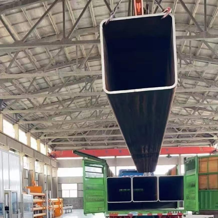 Black Mild Steel Hot Rolled Squre Rectangle Tube 