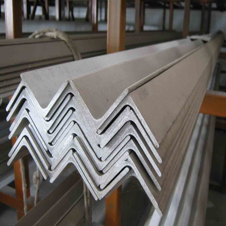 Aluminium angle bar