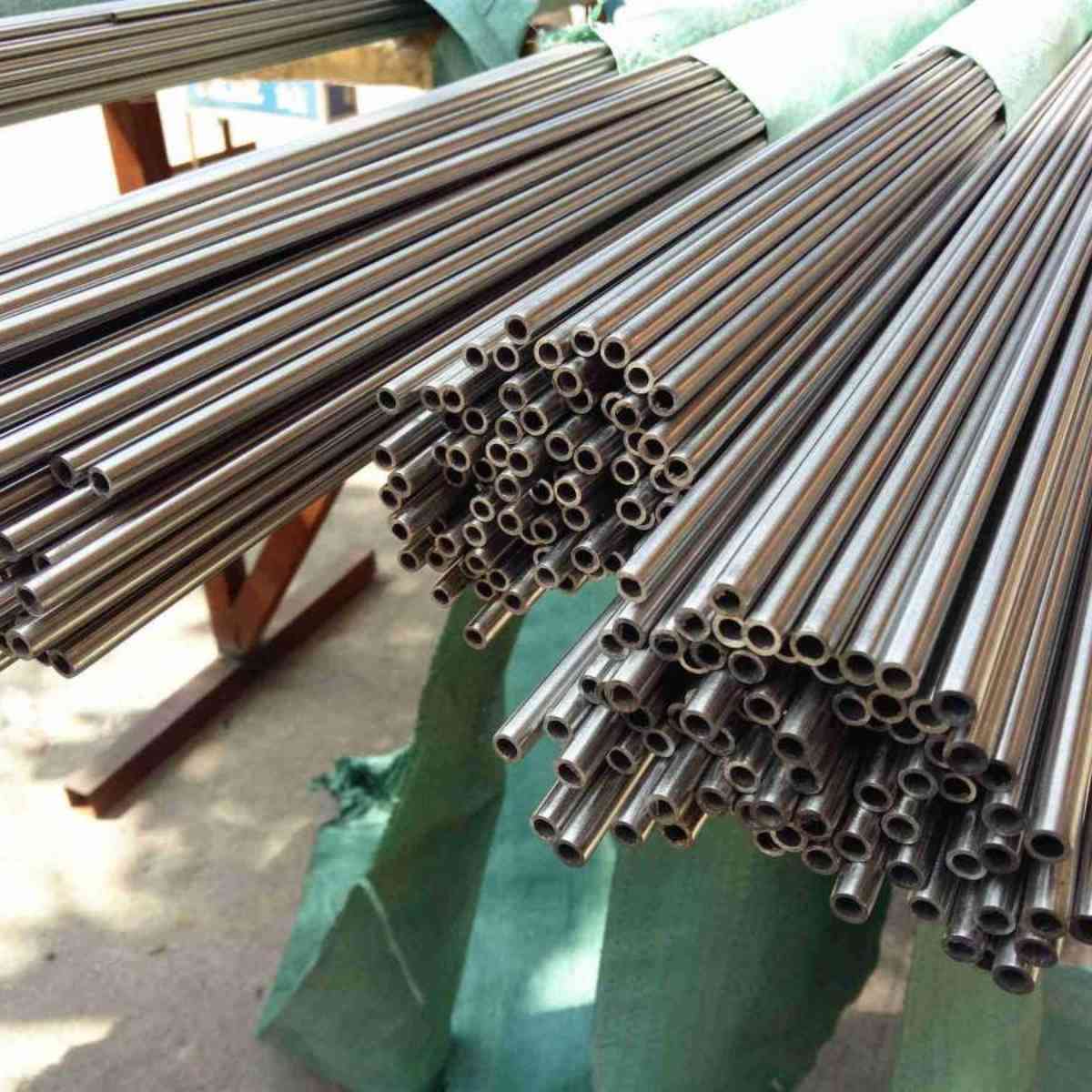 polished stainless steel pipe