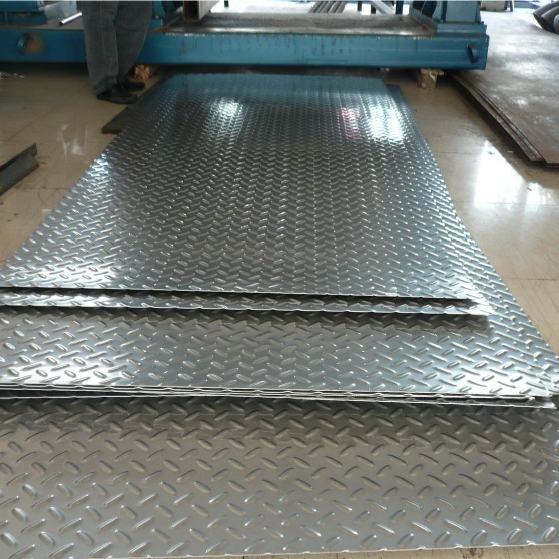 textured stainless steel sheet (4).jpg