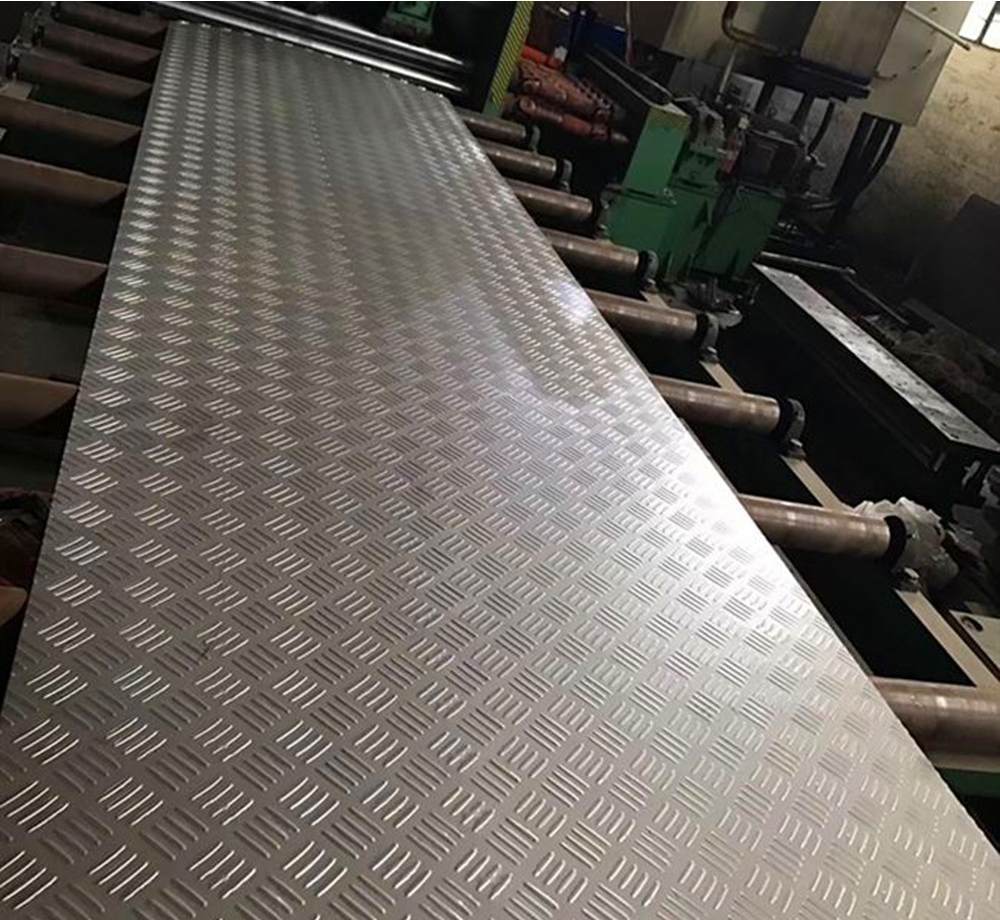 textured stainless steel sheet (5).jpg